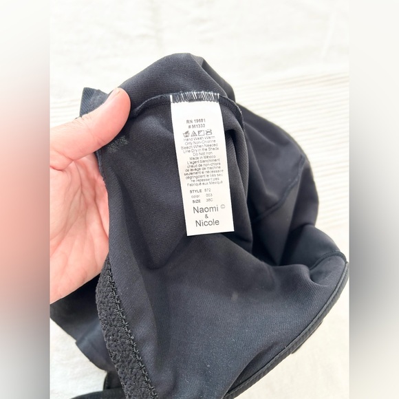 Naomi & Nicole Comfortable Firm Underwire Body Brief - Picture 11 of 15